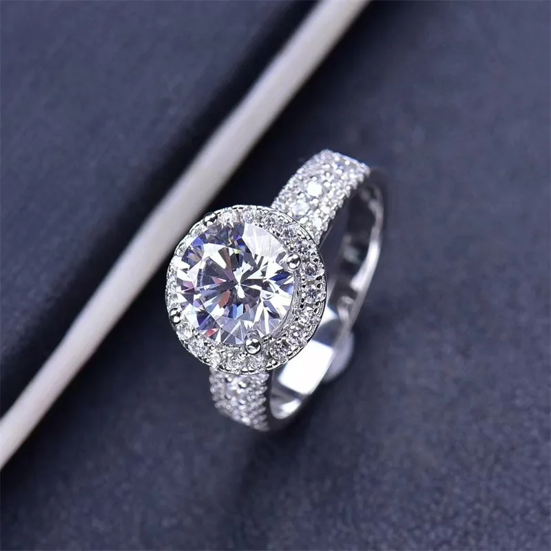 Clear Crystal Round Bezel Luxury Ring For Women 2ct Moissanite PT950 Platinum | Flawless stone texture, transparent and premium