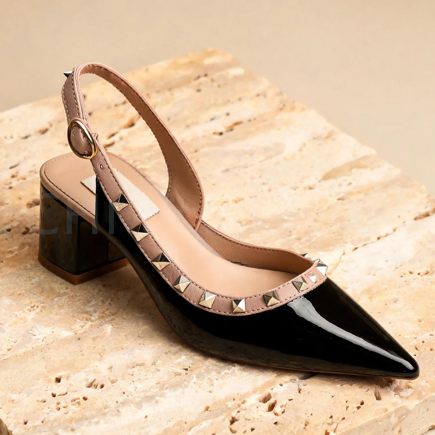 【Mesurez la longueur de vos pieds avant de commander】Sandales de luxe à talons hauts pour femmes, chaussures de soirée à rivets, à la mode, 121-CHC-33