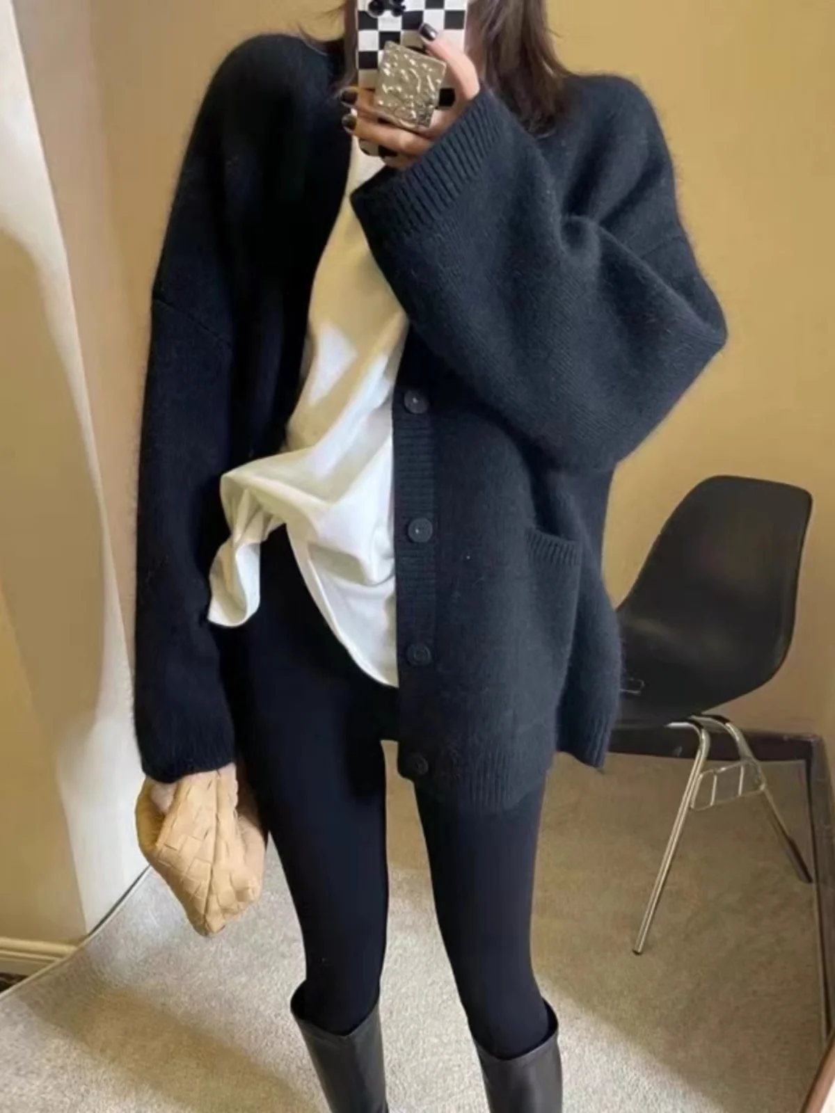 New cashmere cardigan jacket in autumn and winter women's V-neck long knitted sweater loose padded pure sweater