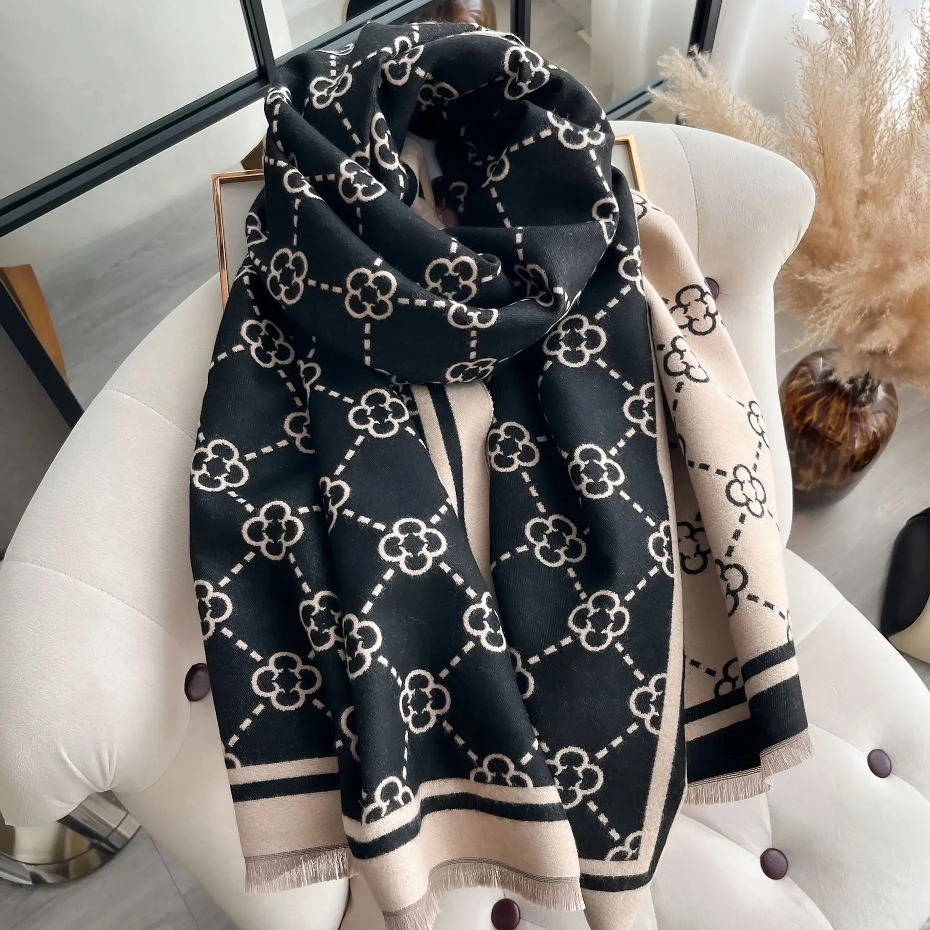 Double Sided Four-leaf clover Tassel Scarf Mature Imitation Cashmere Warm Shawl Autumn Winter Office Coldproof Windproof Scarf