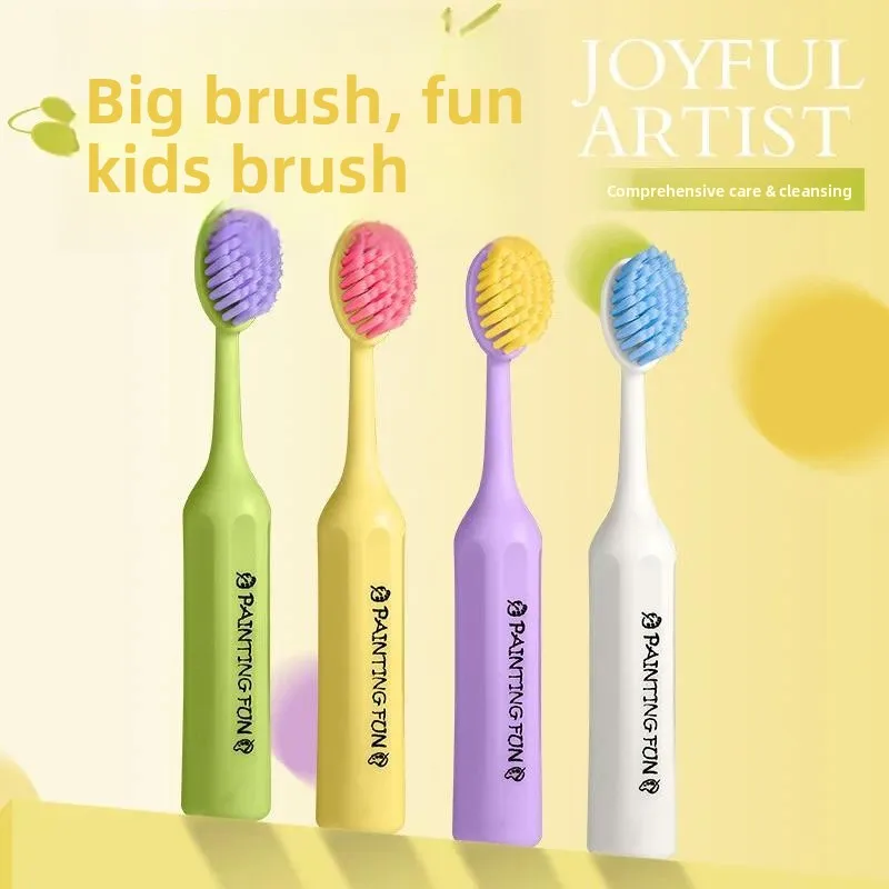 Baby, infants  young children aged 6 to 12 primary school students during tooth replacement period,manual children's toothbrush