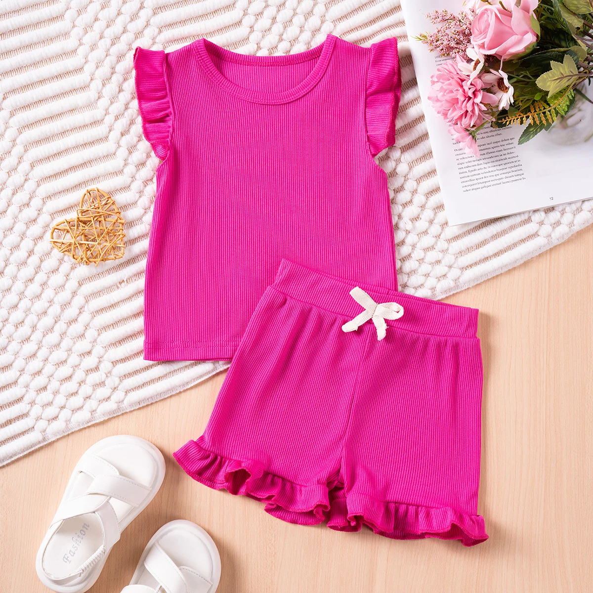 Bestselling Girl Simple and Comfortable Two piece Set Cute Girl Summer Polyester Solid Color Set Short Sleeve Shorts Set Girl