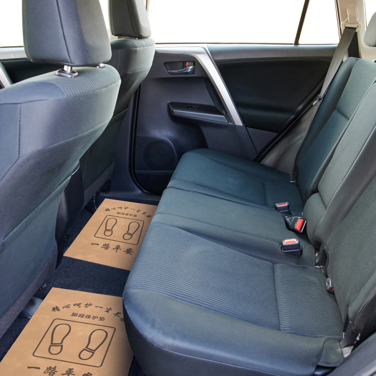 

50Pcs Non-Woven Car Floor Mats Disposable Automotive Foot Mats Wear-Resistant Comfortable Car Interior Carpet Rain Protection