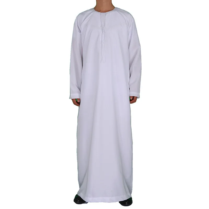 The Richest Man in The World Cup in Qatar, The Prince\'s Shirt, Arabian Headscarf, Cos Clothing, White Robe and Hat Suit