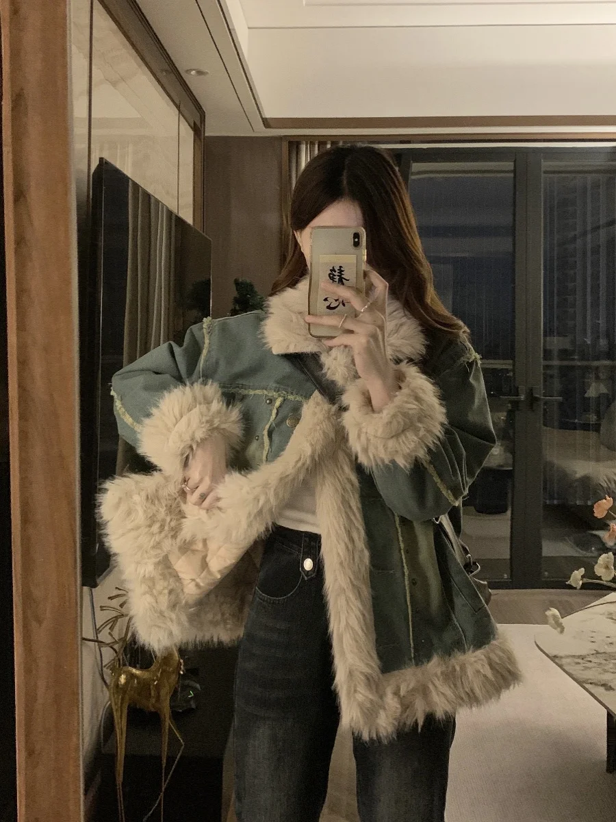 

Lamb Fur Jaet Women's Thiened Cotton Coat Winter New Sle Super Cute with Denim Patchwork And Faux Fur Collar