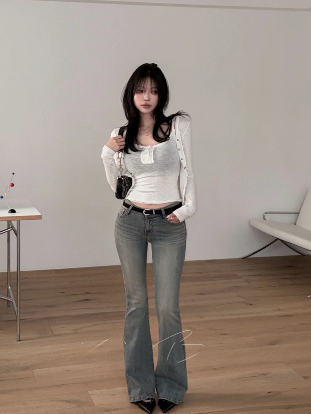 Slim Fit High Waist Denim Jeans Women's Spring Washed Cotton Stretch Micro Flared Floor Length Pants Korean Style