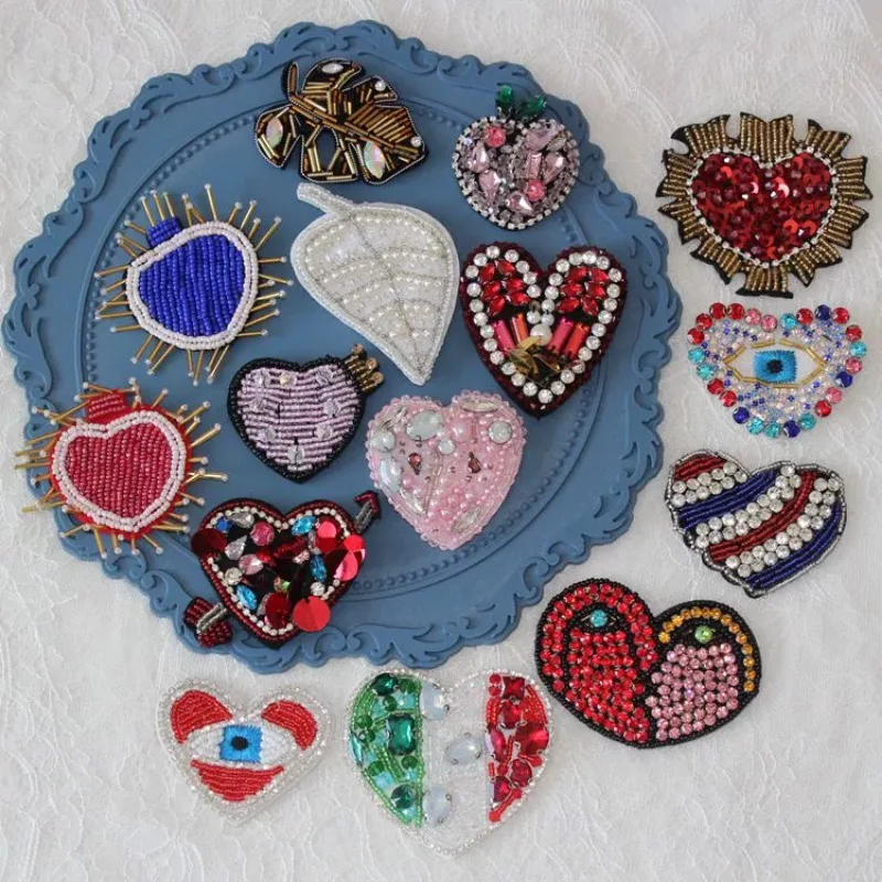 3D Handmade Rhinestone Beaded Heart Patches, Sew-on Crystal Patch, Beading Applique, Cute Patch, Love Medals, 1 Pc Lot