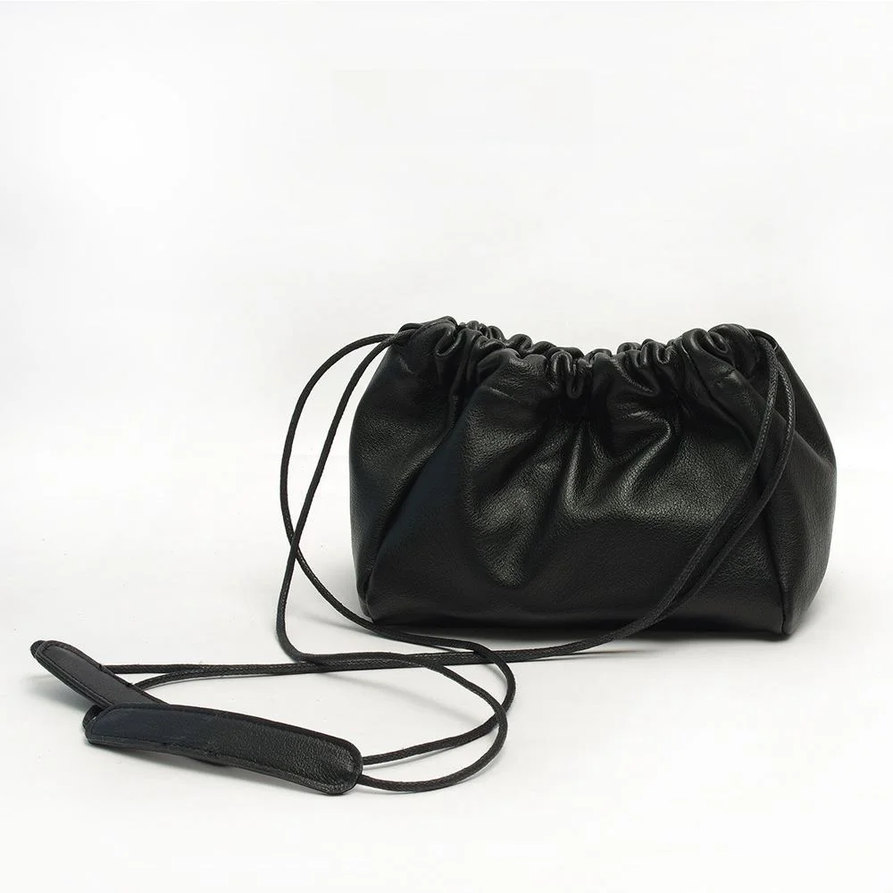 

Original Design Soft Head Layer Cowhide Simple Dstring Single oulder Crossbody Retro Casual Versatile Cloud Small Square...