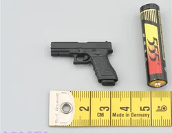 1/6 Scale FS 73043 Soldier Pistol Model