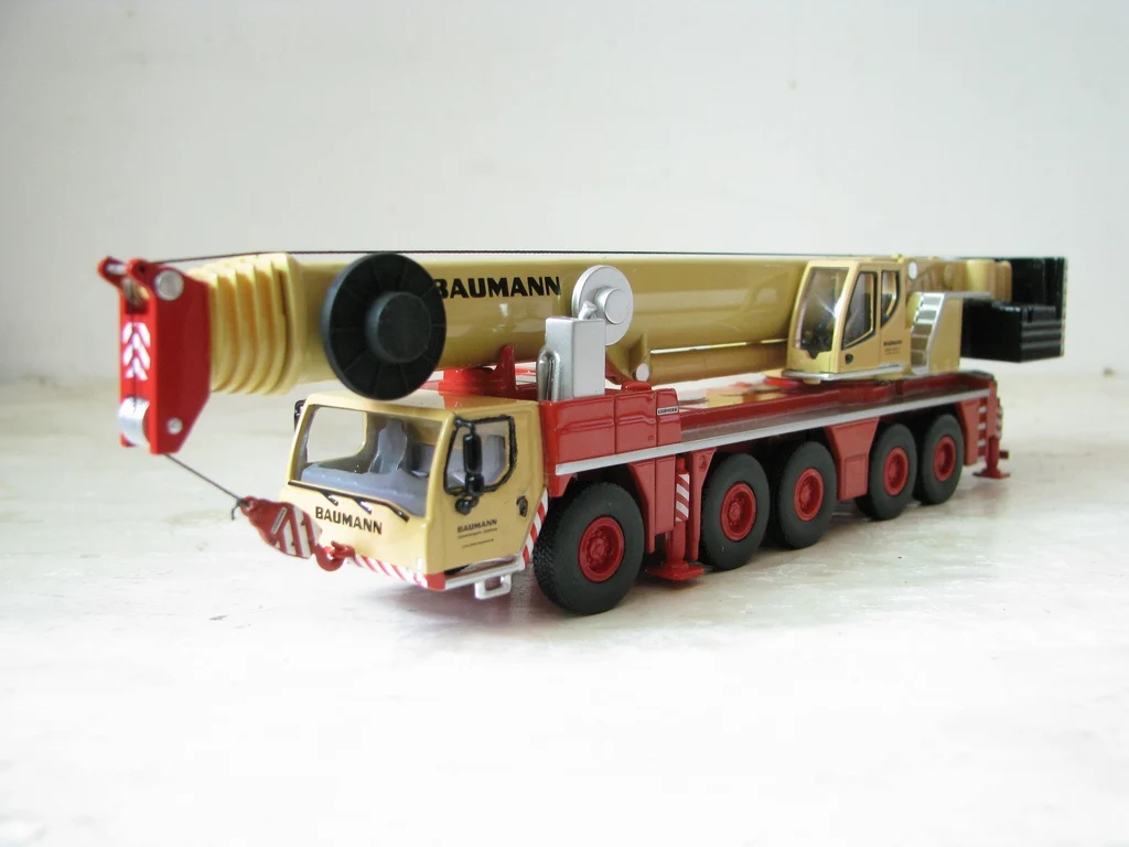 دييكاست 1:87 IMC مقياس LIEBHERR LTM1250-5.1 BAUMANN سبيكة سيارة نموذج تحصيل لعبة هدية تذكارية عرض حلية