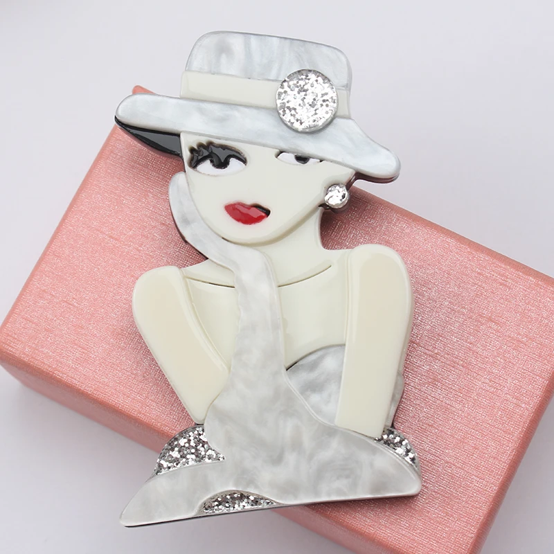 Luxury Girls Fashion Brooch Women\'s Acrylic Clothing Bag Badge Pins Accessories