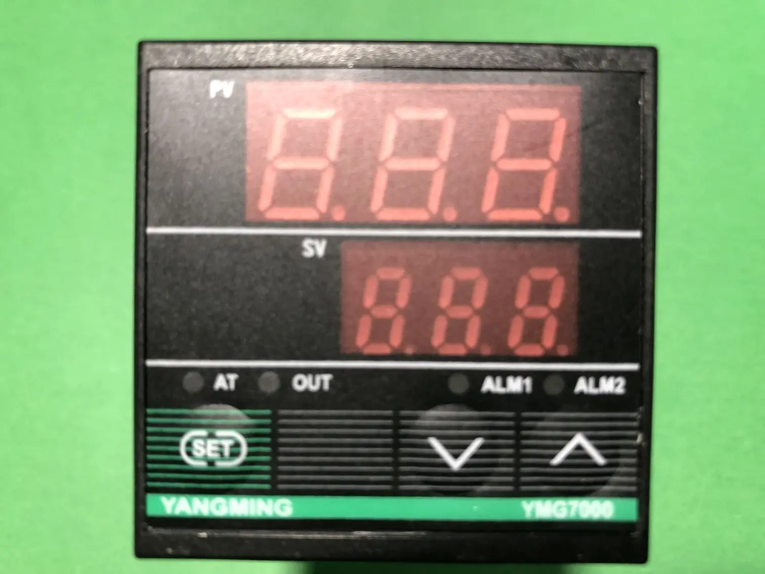 

YANGMING Yangming temperature controller YMG7000 7301 7311 7331 7302 7312 7332 high quality