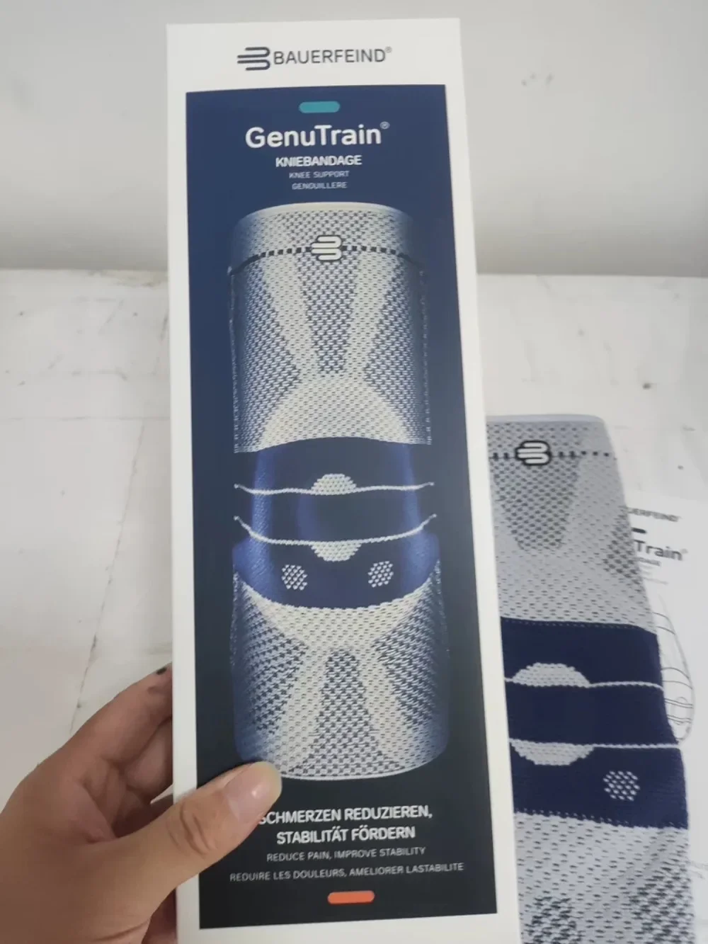 GenuTrain Knee Support Medical Compression Knee Brace Sleeve Pain Relief Patella Stabilizer for Sports Gym Running German Brand