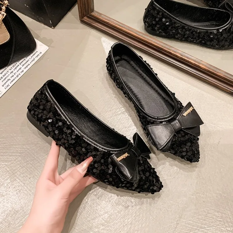 أحذية باليه مسطحة لامعة مطرزة للنساء أحذية ماري جينس مع أحذية نسائية أنيقة مرصعة بالألماس على عرض أحذية الحفلات للسيدات #4