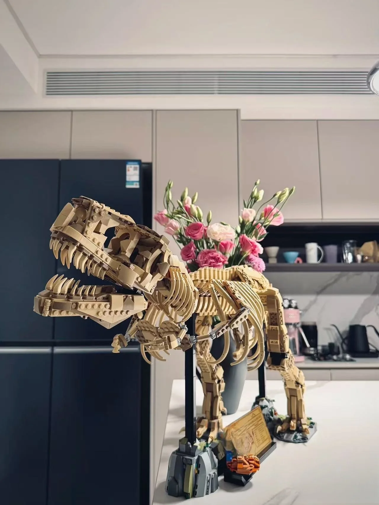 

2025 New Dinosaur T-Rex Fossils Tyrannosaurus Rex Building Blocks Dinosaur World Park Toys for Kids Boys Birthday Gifts