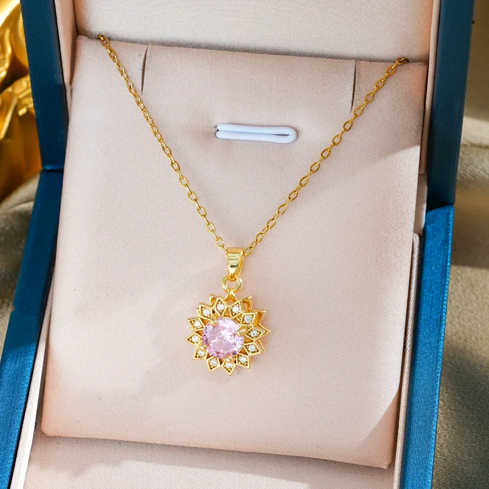 

new The rotating flower necklace for women features a unique design that is simple, fashionable, trendy, versatile and elegant