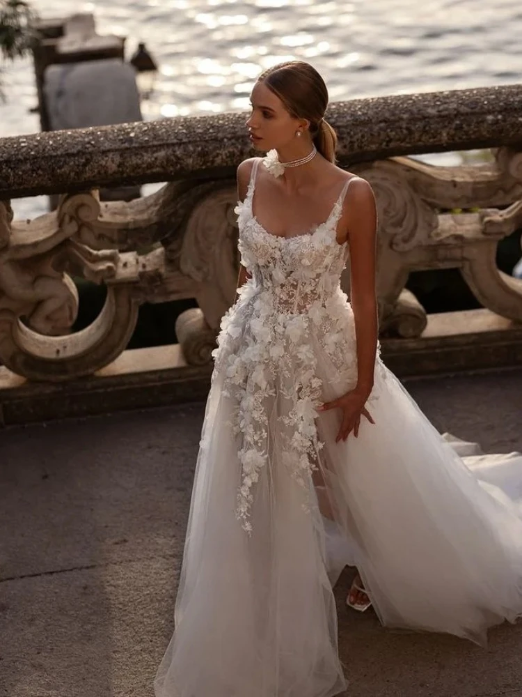 Exquisite 3D Flower Applique Wedding Dresses Spaghetti Strap Sheer Lace Corset High Side Slit Tulle Bridal GownVestido De Novia
