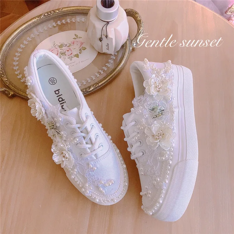 Fairy White Pearls Foral Canvas Shoes Bride Wedding Flats Rhinestones Platform Sneakers Spring Sweet Ladies Casual Tennis Shoes