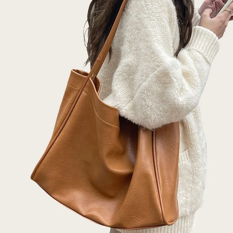 

Fashionable Trendy Large Capacity Women's Shoulder Tote Bag Commuter Version Lazy Korean Style New Model Soft PU Leather