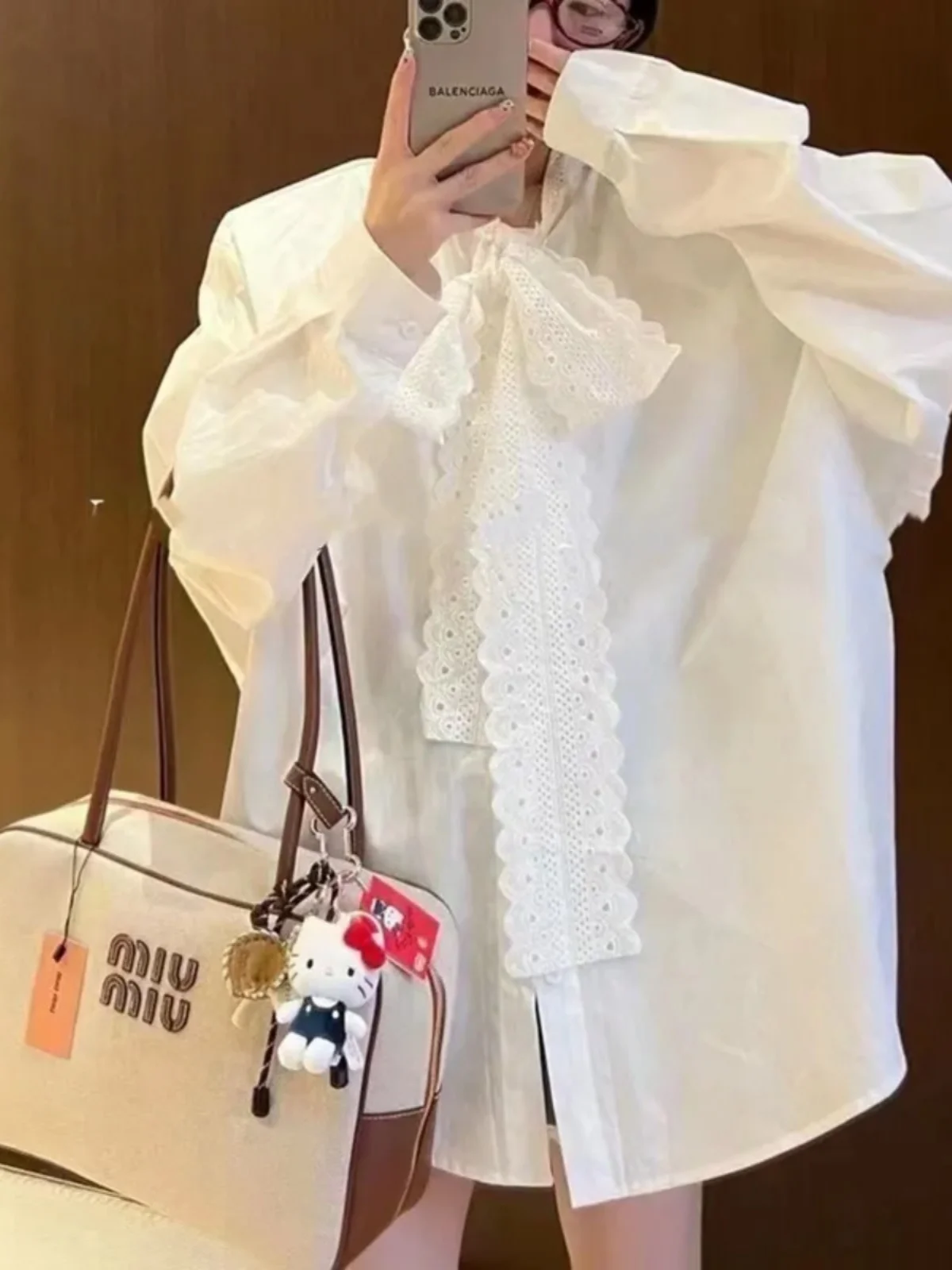 

Spring 2025 Women's Loose Long Sve Lace Knot Design Sense Versatile irt Korean Sle Commute Faion Pure Color