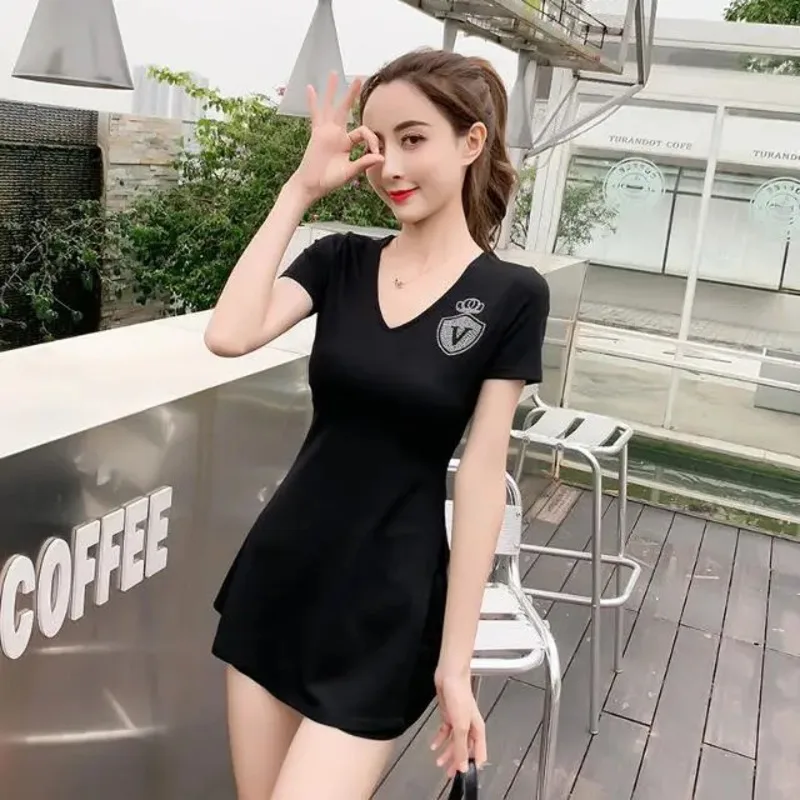 Women's Casual Tracksuit 2023 Spring Summer New Fashion Office Suit Slimming V-neck Tops And Shorts Two Piece Set Ladies Clothes