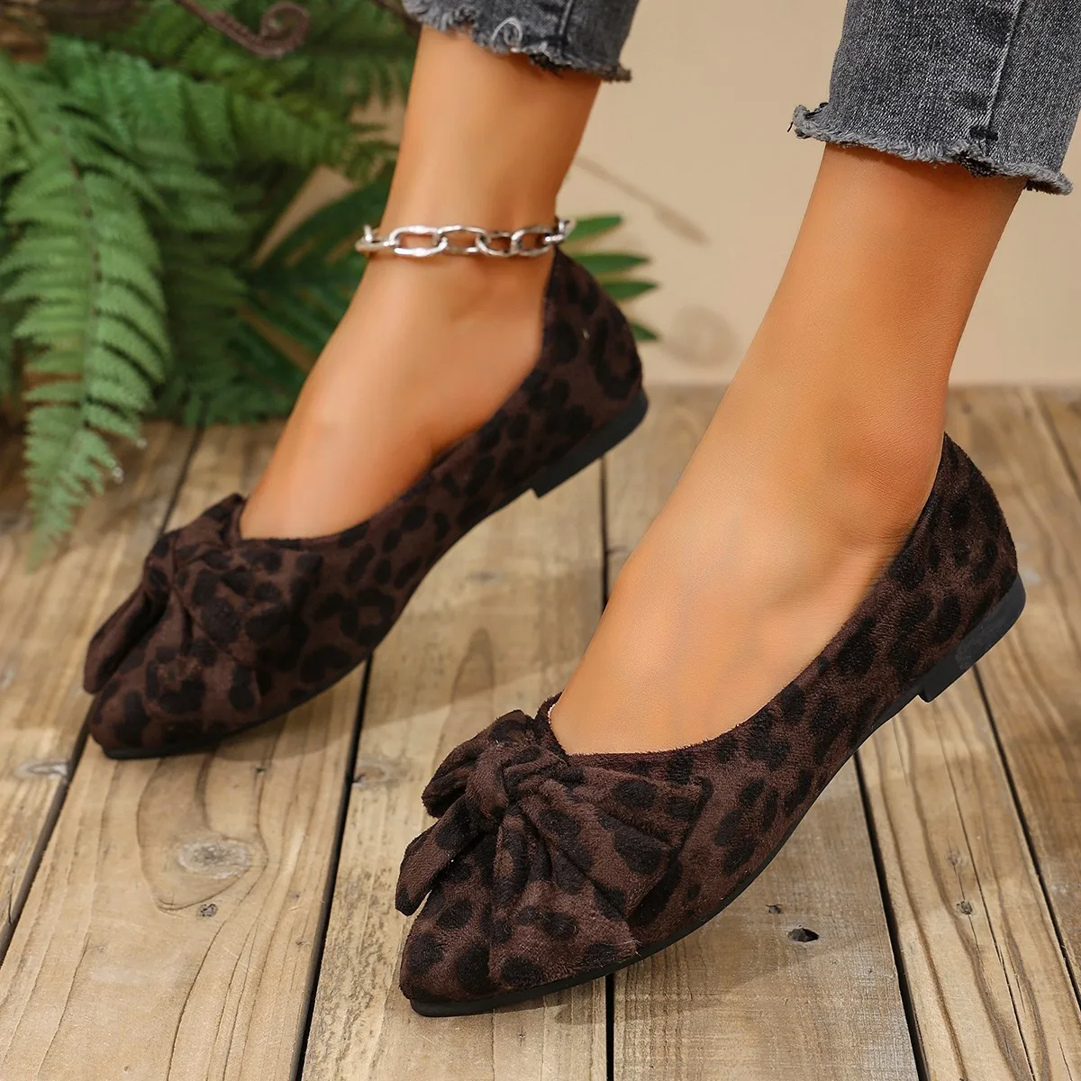 Women's Flats Pointed toe design, low-cut silhouette, bow detailing, flat sole, plus sizes available, comfortable