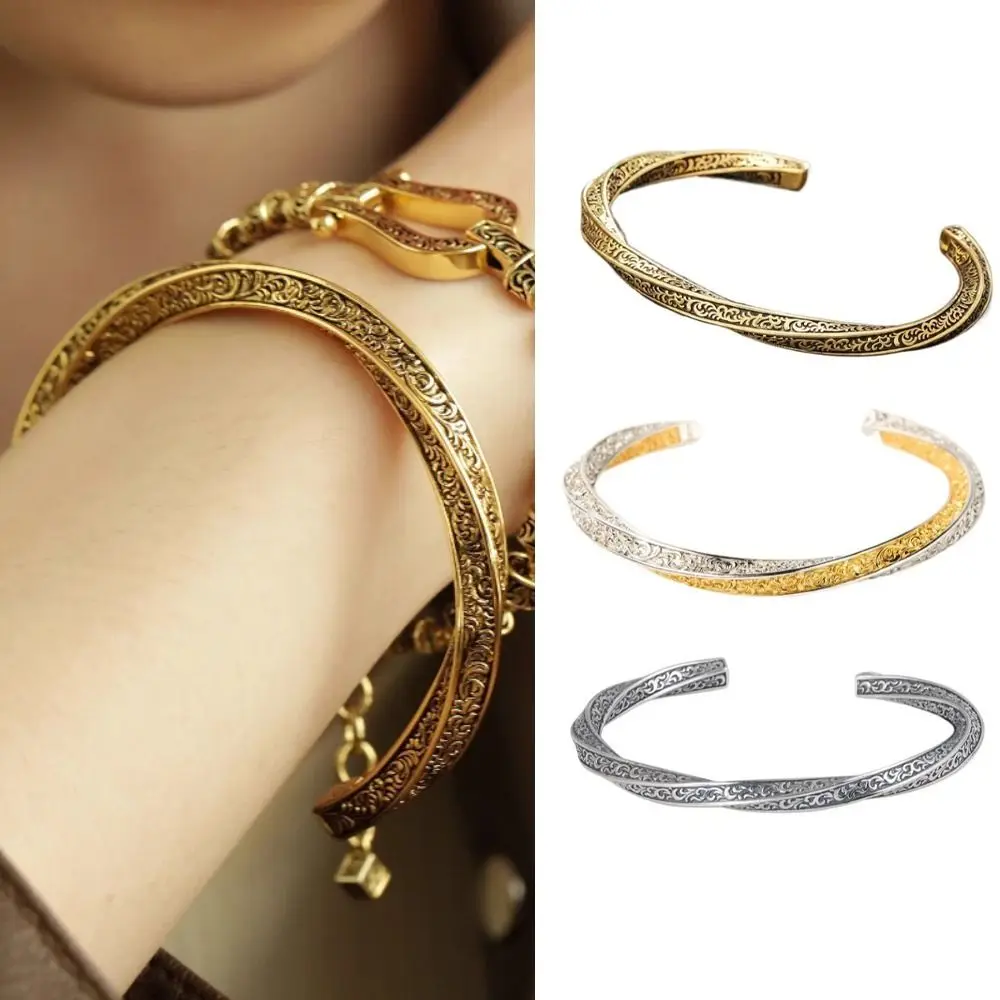 Fashion Light Luxury Twist Bangle Women Jewelry Irregular Flower Carving Bracelet Trendy Geometric Couples Cuff Bracelet Party