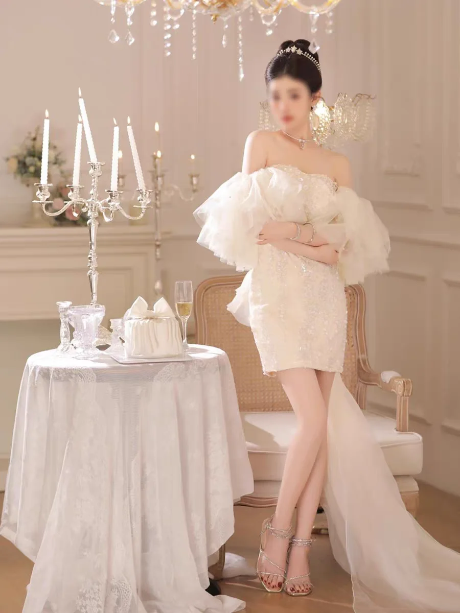 studio's-new-girls'-birthday-pictorial-theme-best-friend-outfits-sweet-and-cute-style-dresses-for-artistic-photography-costum