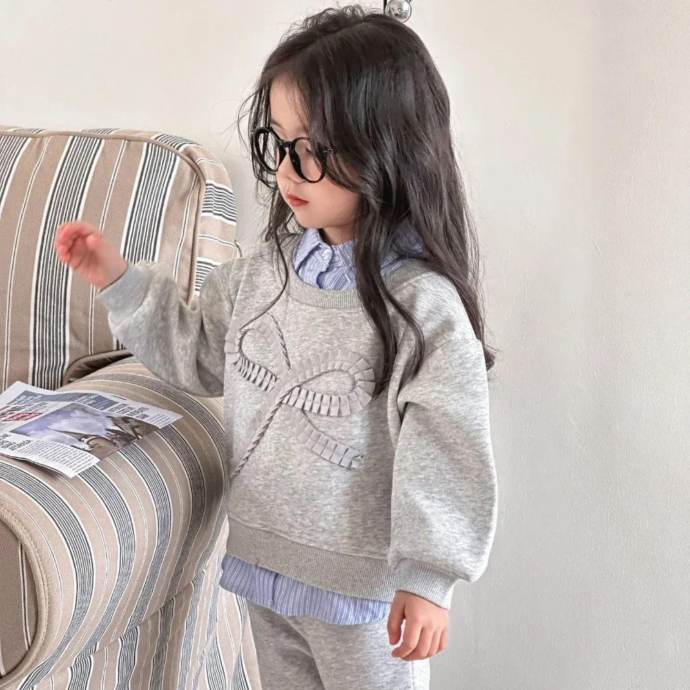 

Fashion Fake Two-piece Girls' Set Gray Casual Sports Children's Clothing Bow Decoration Long Sleeved Lapel Top + Pants 2 Pcs