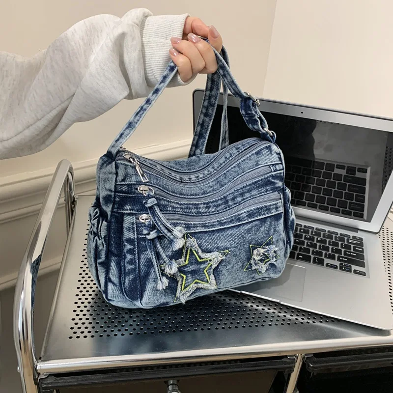 

Модные сумки через плечо для женщин. Стильная джинсовая повседневная и простая сумка через плечо со звездами. Легкая универсальная сумка для поездок на работу.