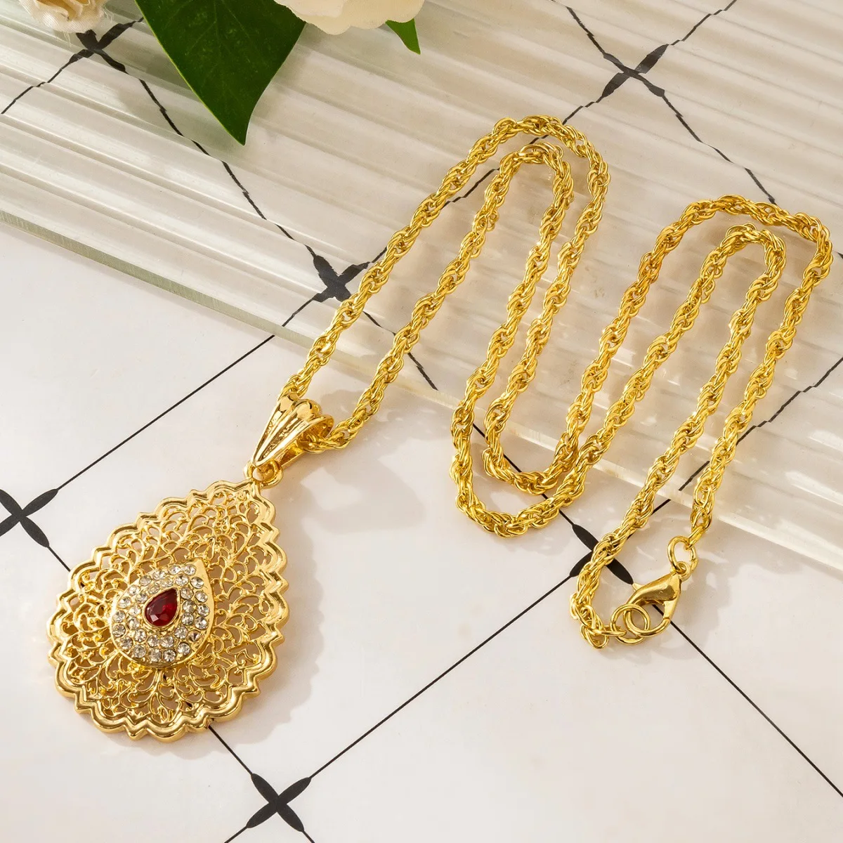 Luxury 24K 9999 Pure Gold real gold Dubai Middle East Water Drop Pendant Women's Twist Necklace