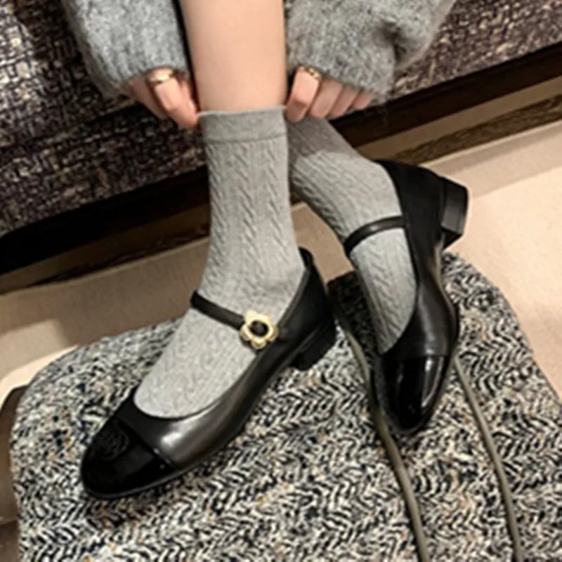 

Korean Shoes Round Toe Oxfords Women's Female Footwear Low Heels Casual Sneaker New Leather Summer Dress On Heels Retro Comfort