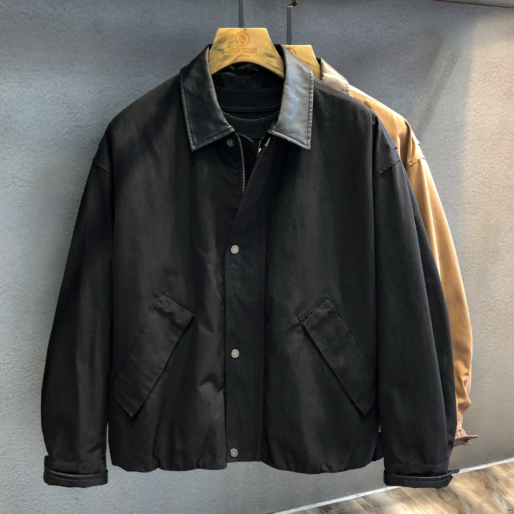 

Высококачественная мужская куртка из искусственной кожи в стиле ретро в стиле каштанового коричневого цвета с контрастным воротником, осенняя новая стильная американская летная куртка