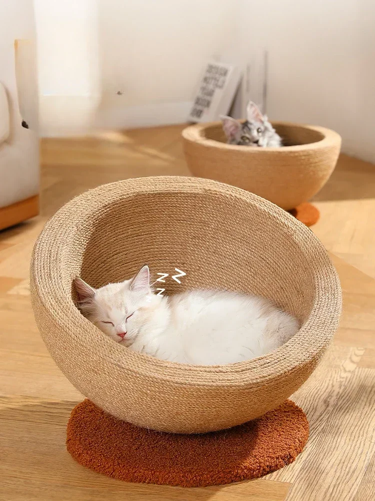 La tabla para rascar Pretty Cat es resistente al desgaste y no se queda de restos. Previene los gatos de rascar sofás y protege los juguetes