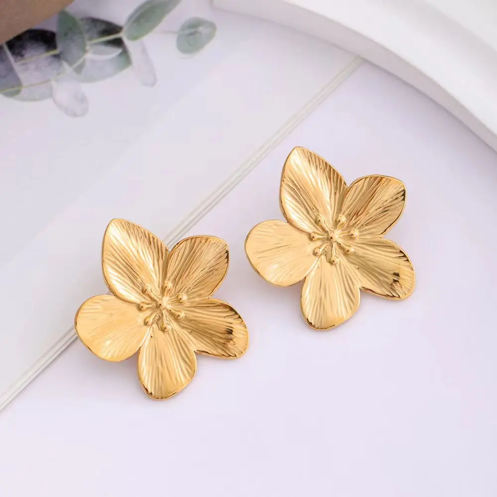 New Women\'s Earrings Cute Sweet Flower Earrings High Quality Stainless Steel Jewelry Fashion Festival Gift 2024