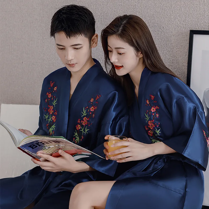 

Satin Half Sleeve Lovers Japanese Kimono Robe Casual Men&Women Embroidery Flower Bathrobe Chinese Traditional Yukata