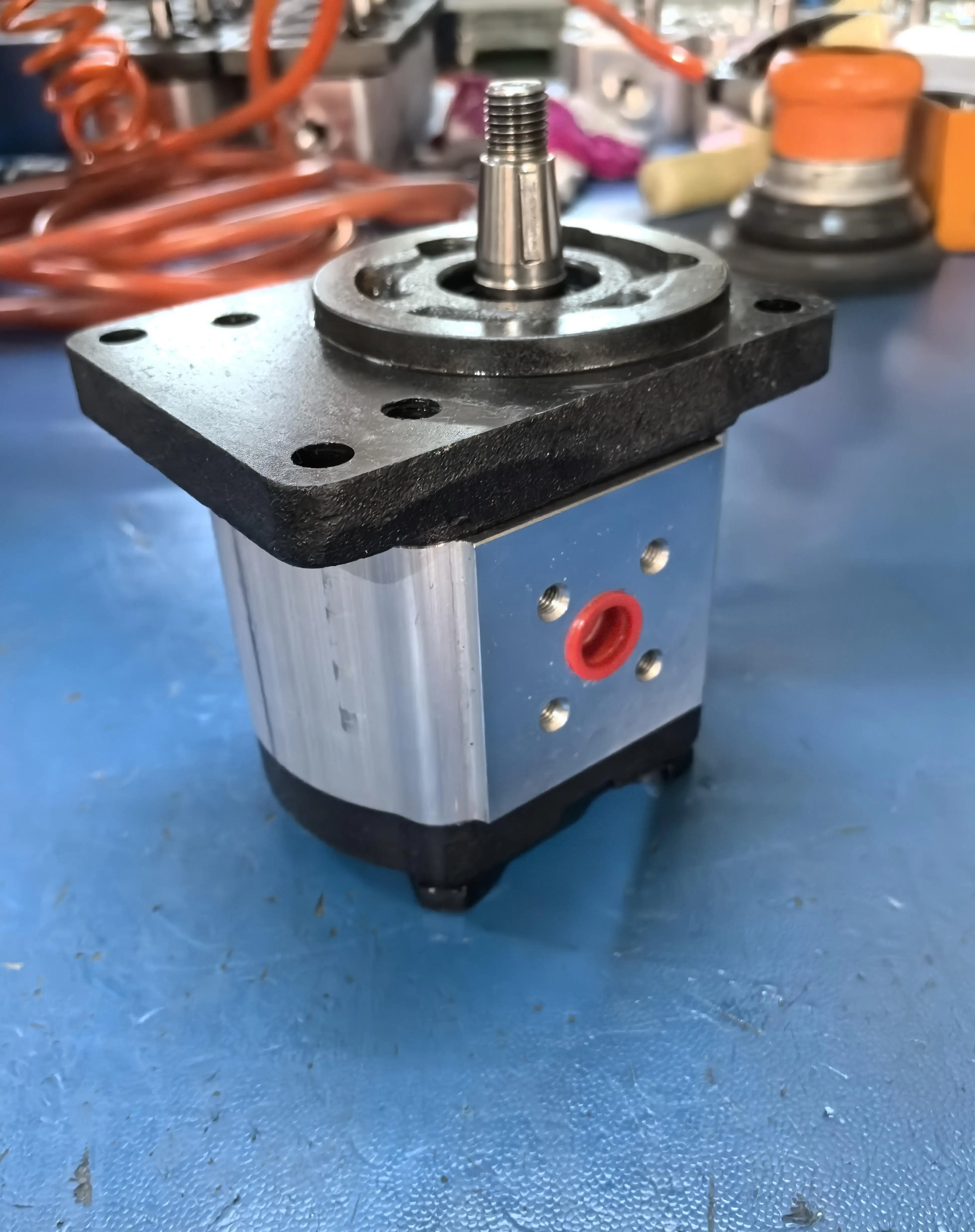 Pompa olio idraulica a ingranaggi rotanti serie AZPF Pompa di carica esterna AZPF 11-011LRR20KB AZPF-1-014RCB20MB AZPF-11-004RABXXPB-S0356