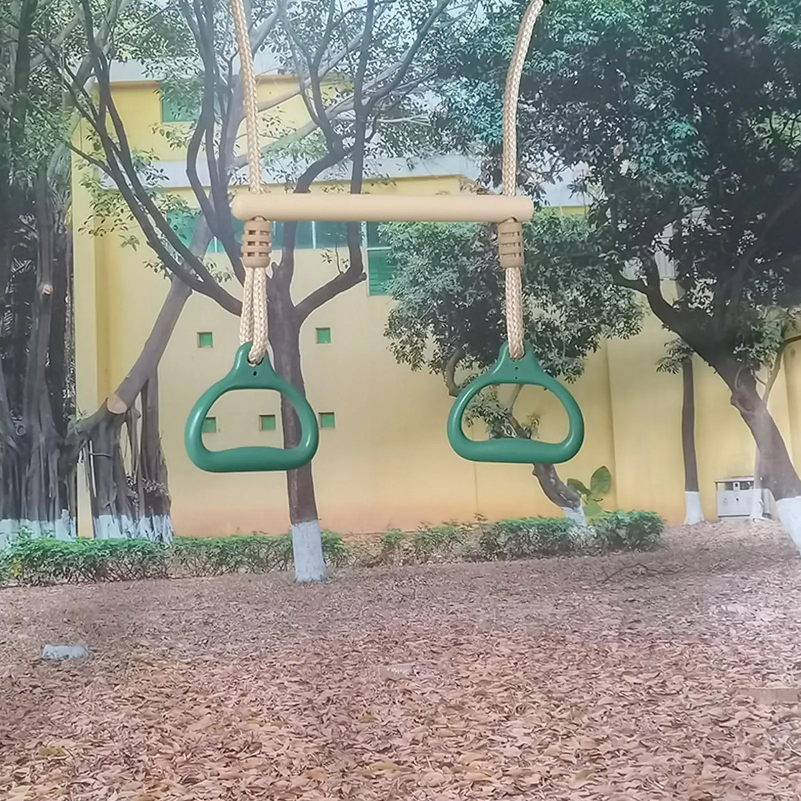 Trapeze Swing Bar Playground Equipment Rings Bar Ergonomic Leisure Entertainment Arm Strength Training Outdoor Ring Swing