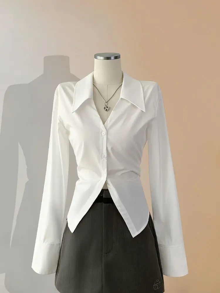 French New V-neck Waist-hugging Slim Shirt Versatile Design Niche Temperament Women's Chic Slim Shirt Top