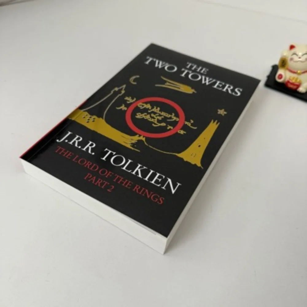 الأبراج الثانية بواسطة J.R.R. تولكين لوتور كتاب 2 ملحمة الخيال هيلم معركة عميقة فرودو وسام رحلة رواية كلاسيكية #2