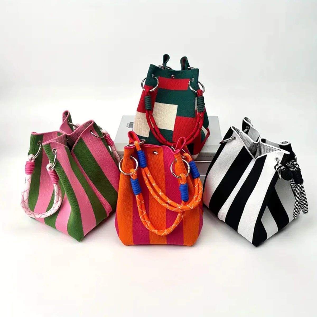 Retro Color Block Knitted Bucket Handbag Multi-Color Simple Casual Women Tote Bag Lightweight Portable for Daily Shopping Travel