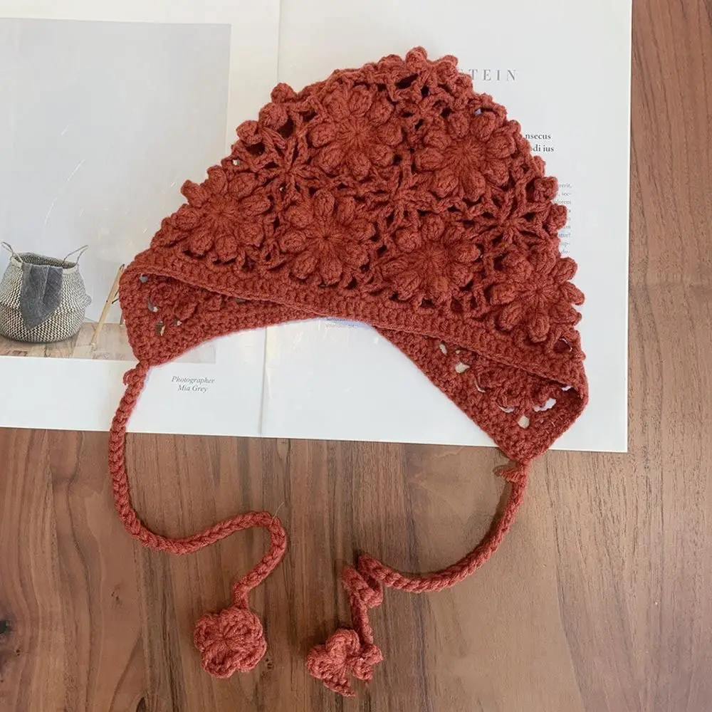 Gorro de punto transpirable hecho a mano para niños y niñas, gorro de ganchillo con flores huecas, boina versátil de estilo bohemio