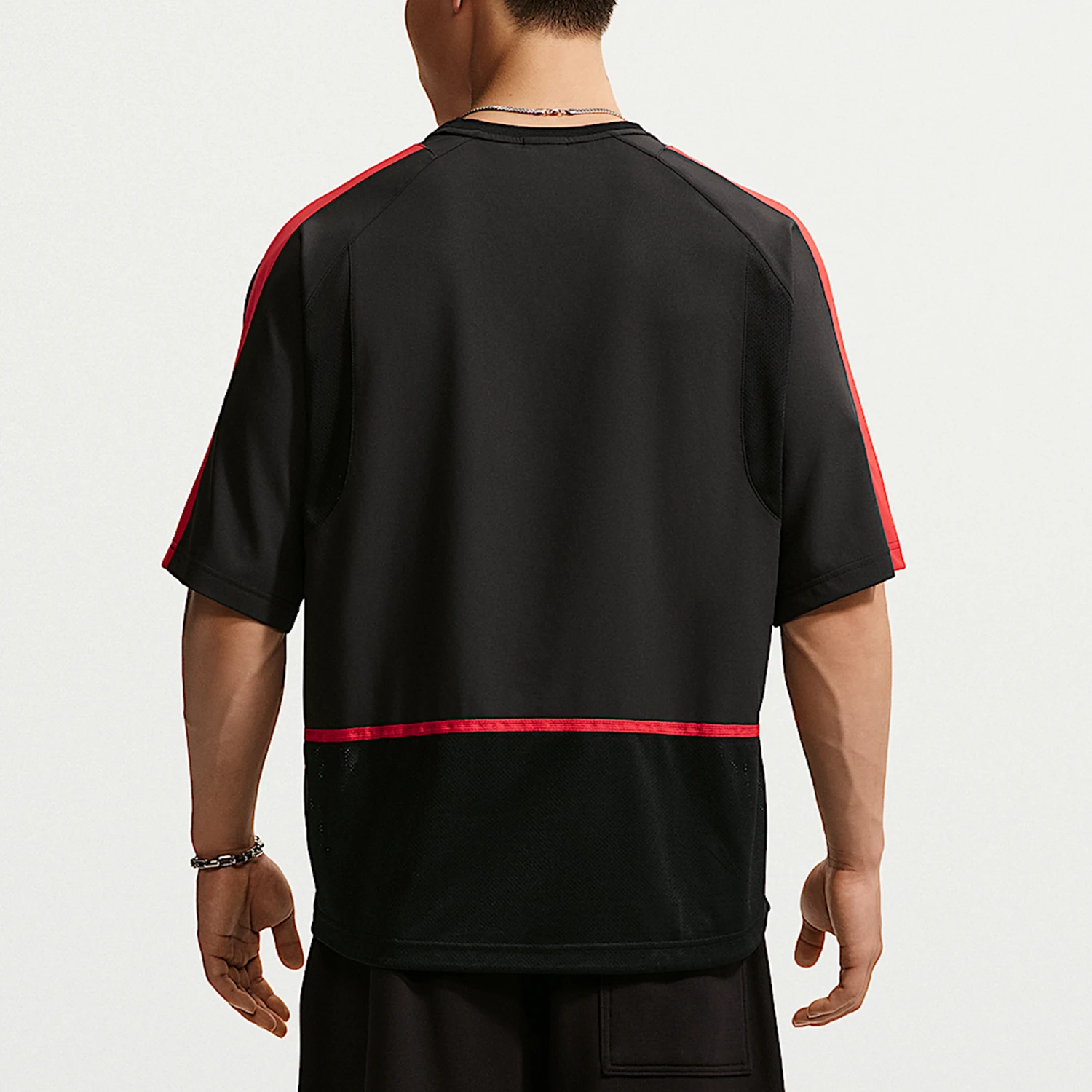 Nike genuine men's sports and leisure loose round neck football short sleeved T-shirt IO1676-010