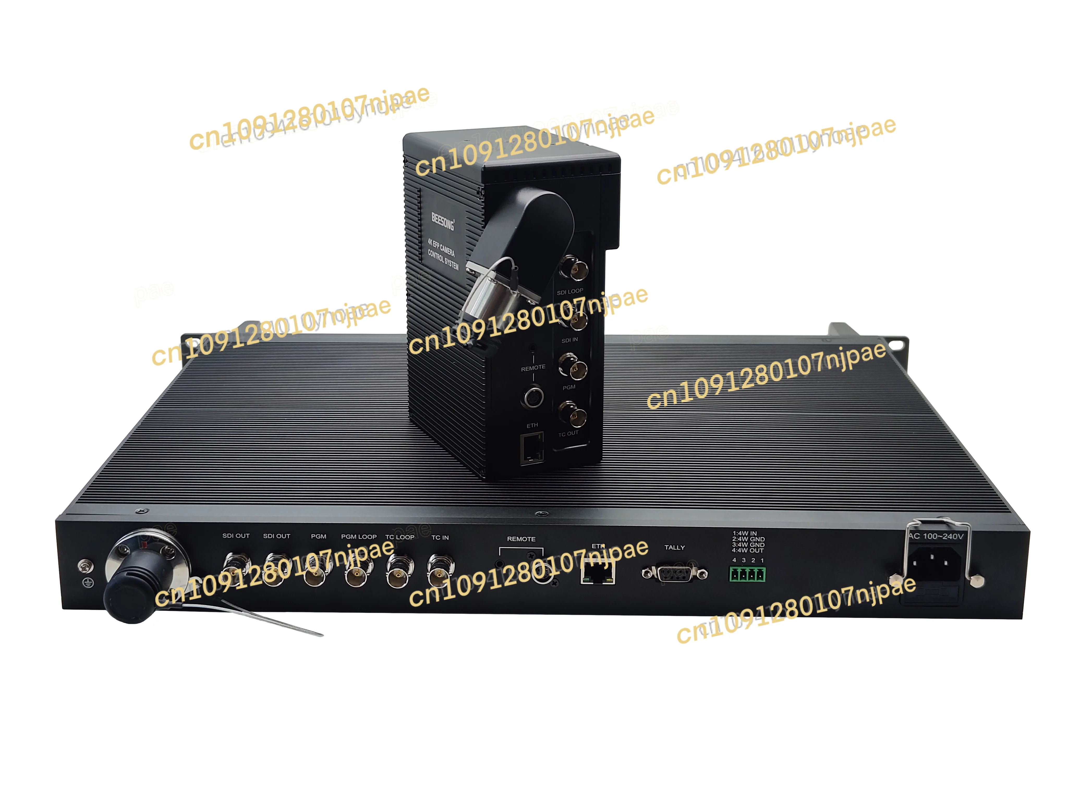 As câmeras EFP/ENG/ESP são conectadas ao estúdio móvel via fibra óptica. (12G SDI + Interfone + Tally)