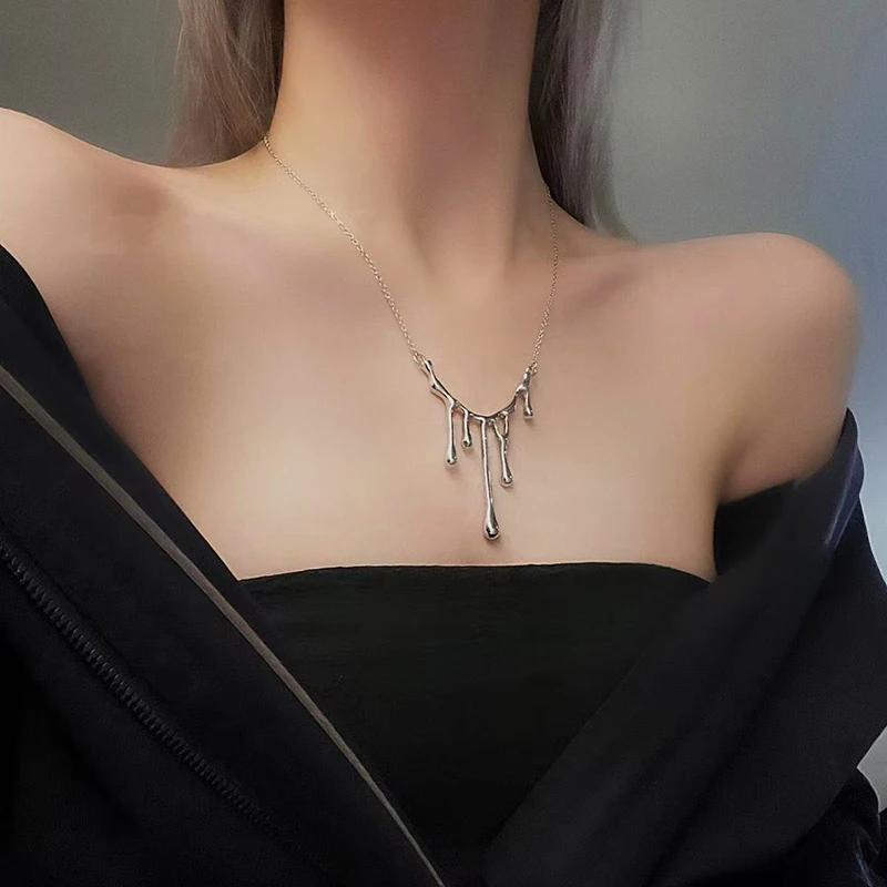 Irregular Metal Water Droplet Lava Pendant Necklace for Women New Creative Personality Clavicle Chain Sweet Cool Girl Jewelry