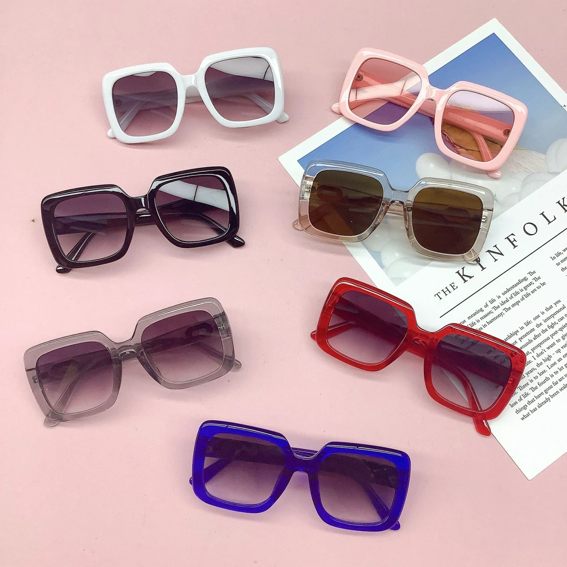 

children's sunglasses for travel, UV protection, sun shading, boys and girls' fashion glasses