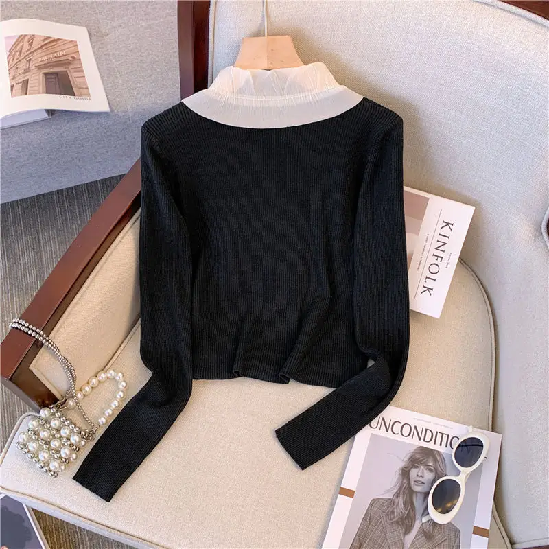 Cárdigan ajustado de manga larga con cuello en V, Top corto empalmado de encaje de estilo francés, Otoño e Invierno 2025