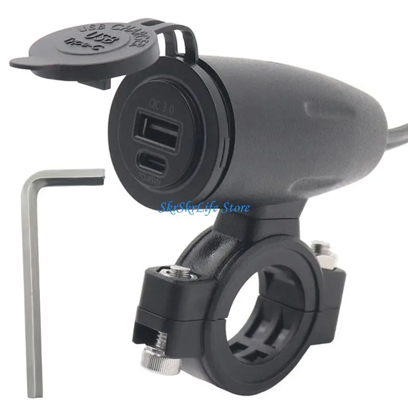E65E 12V 24V 45W PD USB C & 18W QC3.0 Outlet for Truck for Galaxy Note 20/10 S21/20