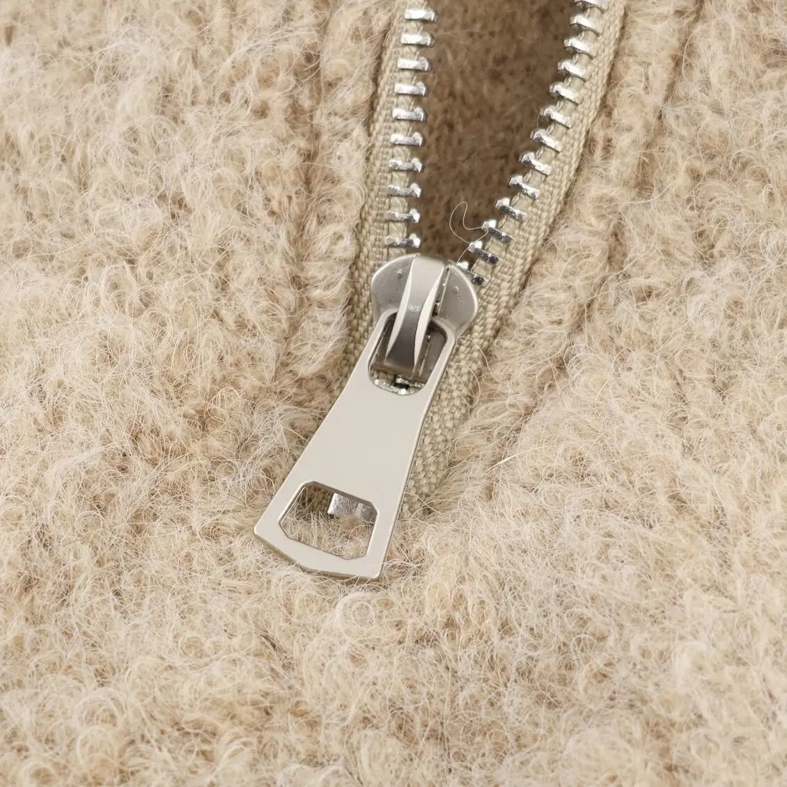 เสื้อคลุมไหมพรมถักแบบมีฮู้ดสำหรับผู้หญิง ฤดูใบไม้ร่วง ฤดูหนาว แขนยาว แต่งขนวงกลม ซิปหน้า ผ้าโพลีเอสเตอร์ แบบเปิด