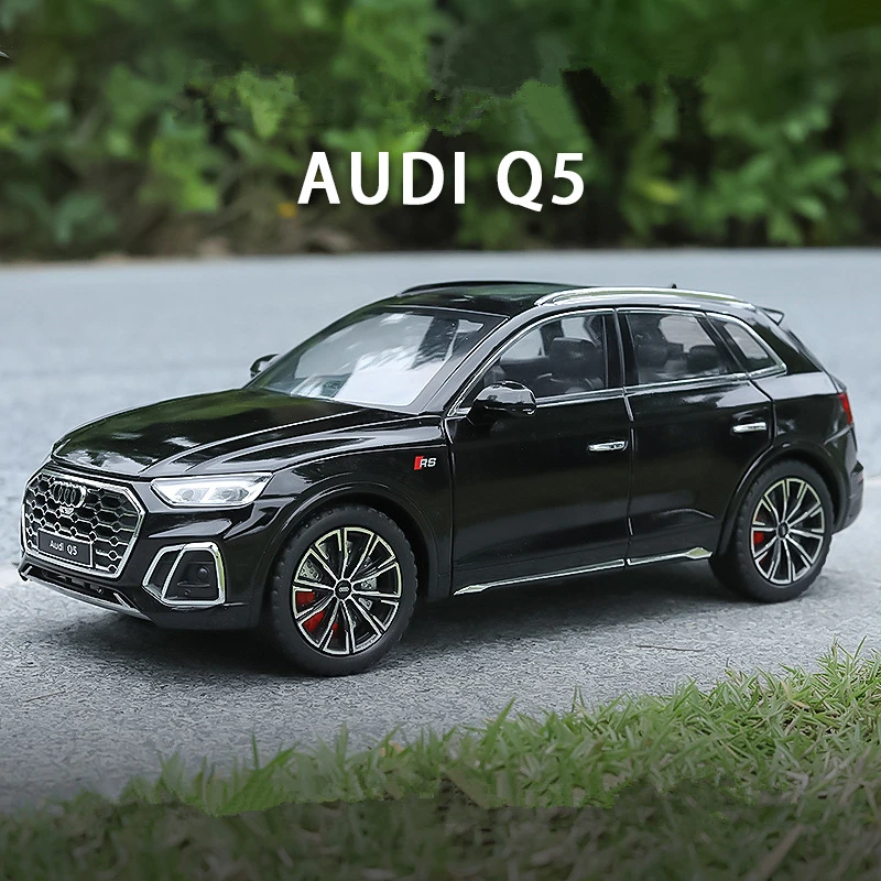 

1:24 AUDI Q5 SUV Alloy Car Model Diecast & Toy Vehicles Metal Car Model High Simulation Sound and Light Collection Kids Toy Gift